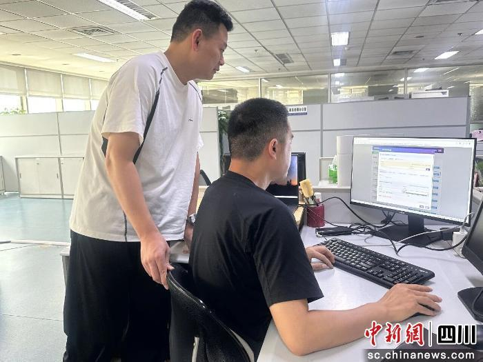 长虹财务云中心上线问卷自动化系统